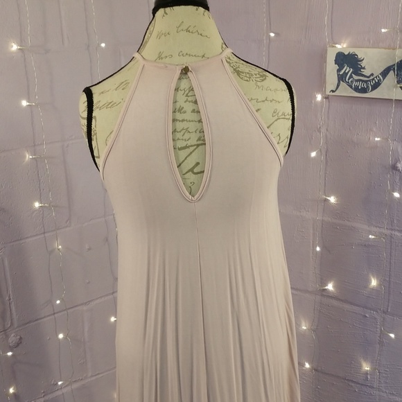 BOGO Pale Pink Dress with Crocheted Neckline - Picture 6 of 7